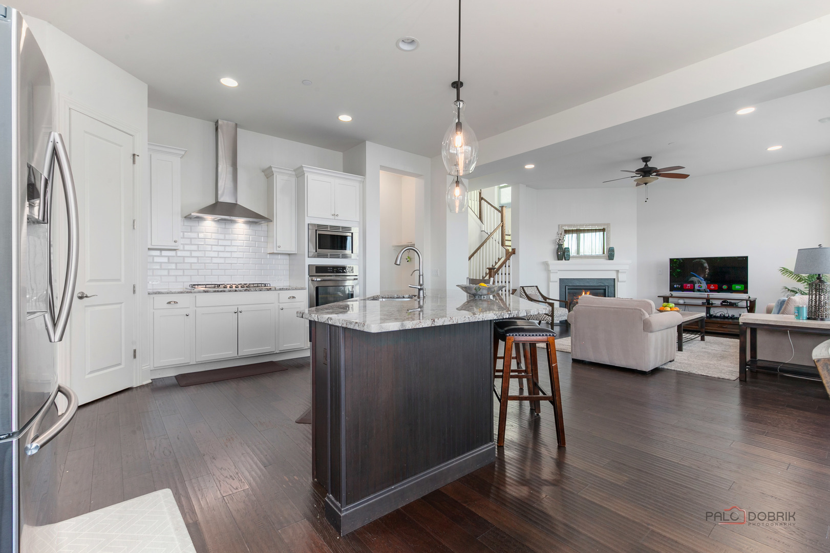 1442 Somerset Place, Barrington, IL 60010