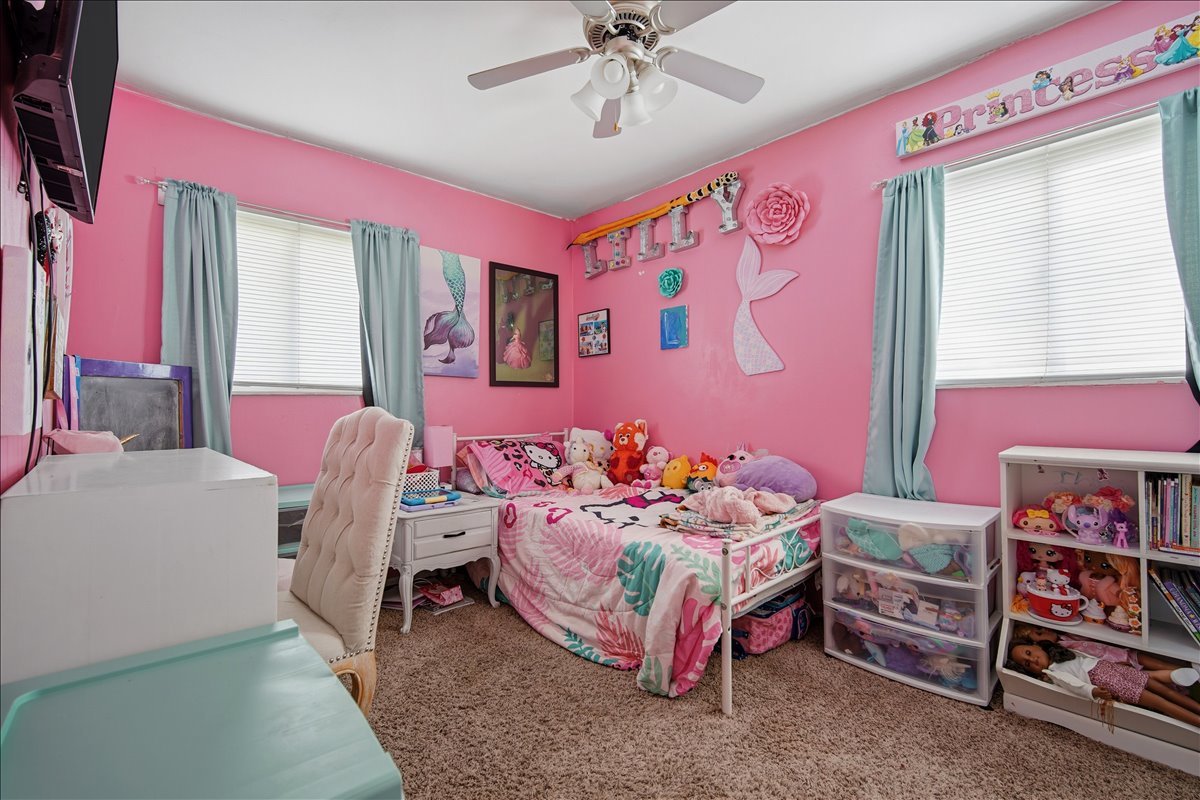 403 Sunset Drive, Leroy, IL 61752