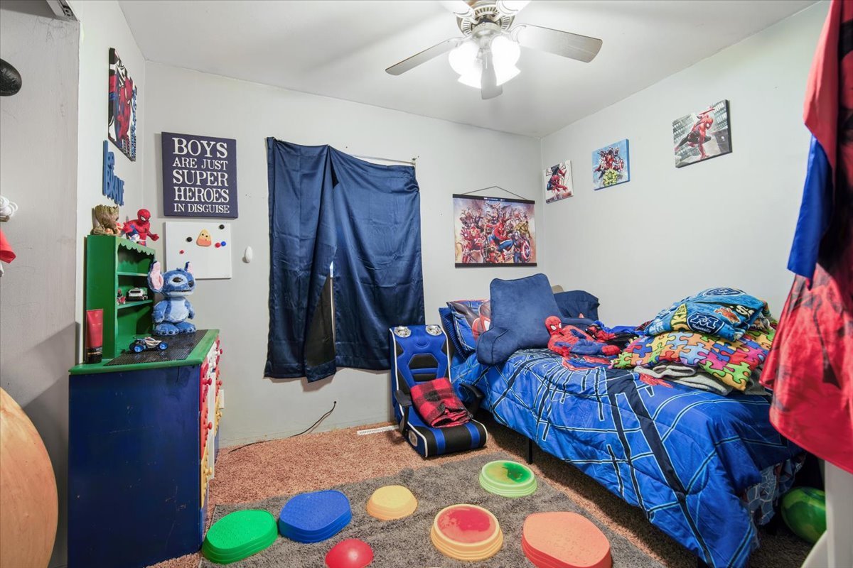 403 Sunset Drive, Leroy, IL 61752