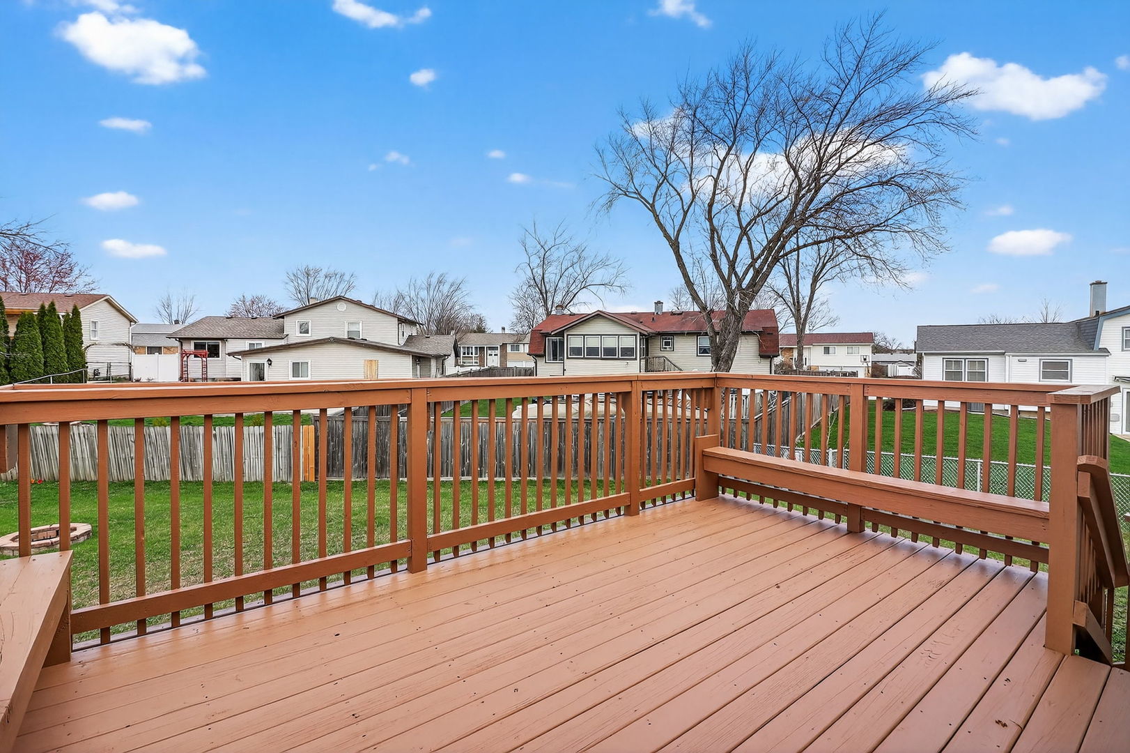 1432 James Way, Elk Grove Village, IL 60007