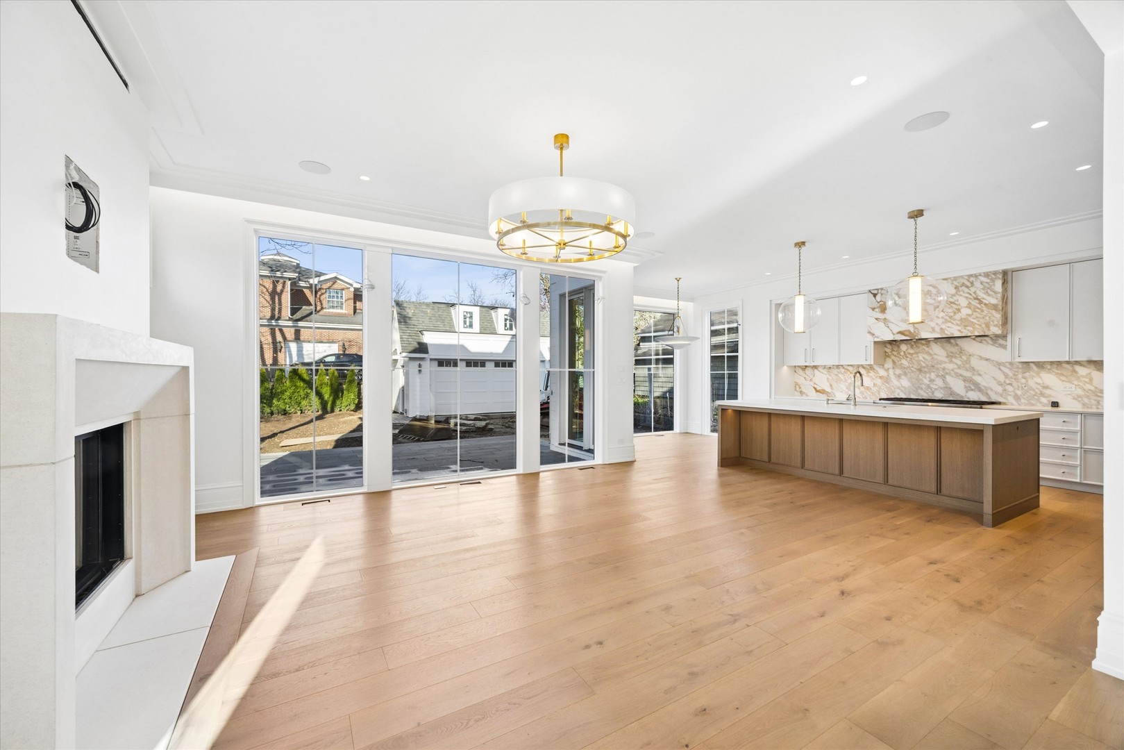 6 S Elm Street, Hinsdale, IL 60521