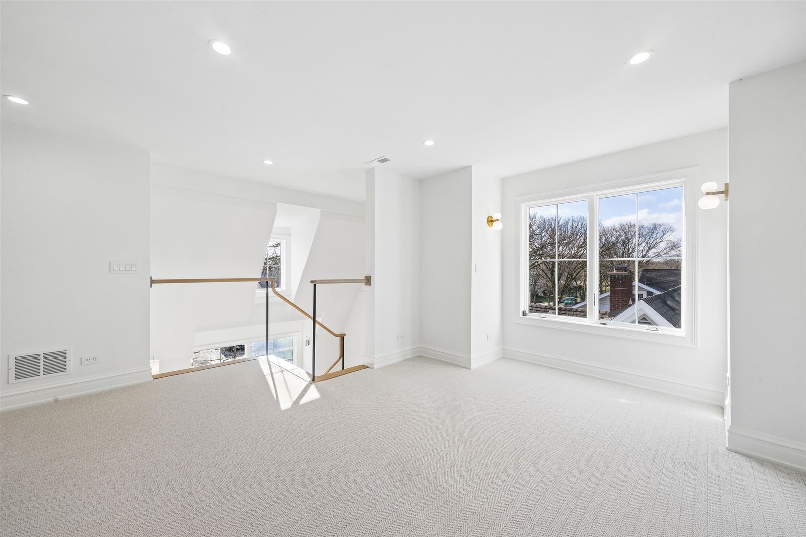 6 S Elm Street, Hinsdale, IL 60521