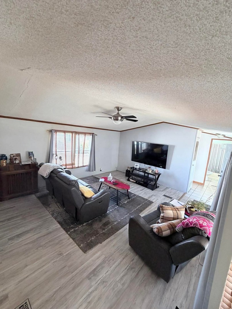 Beecher, IL 60401
