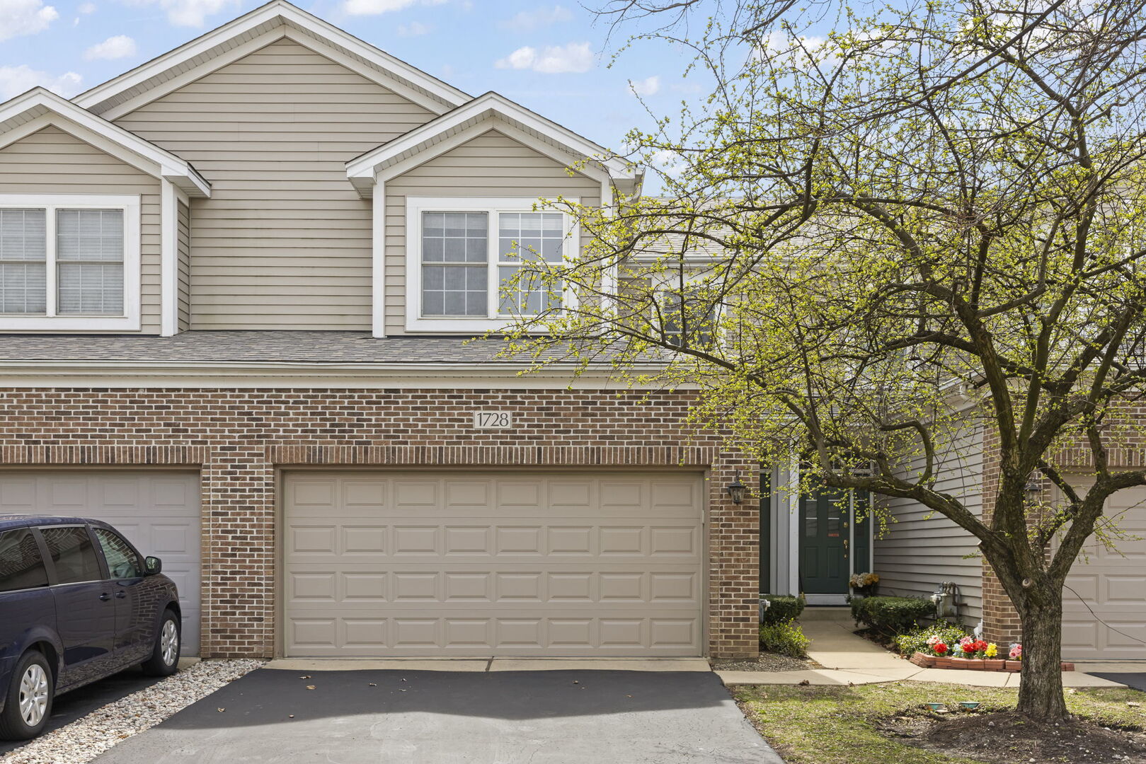 1728 Pershing Avenue #3, Wheaton, IL 60189