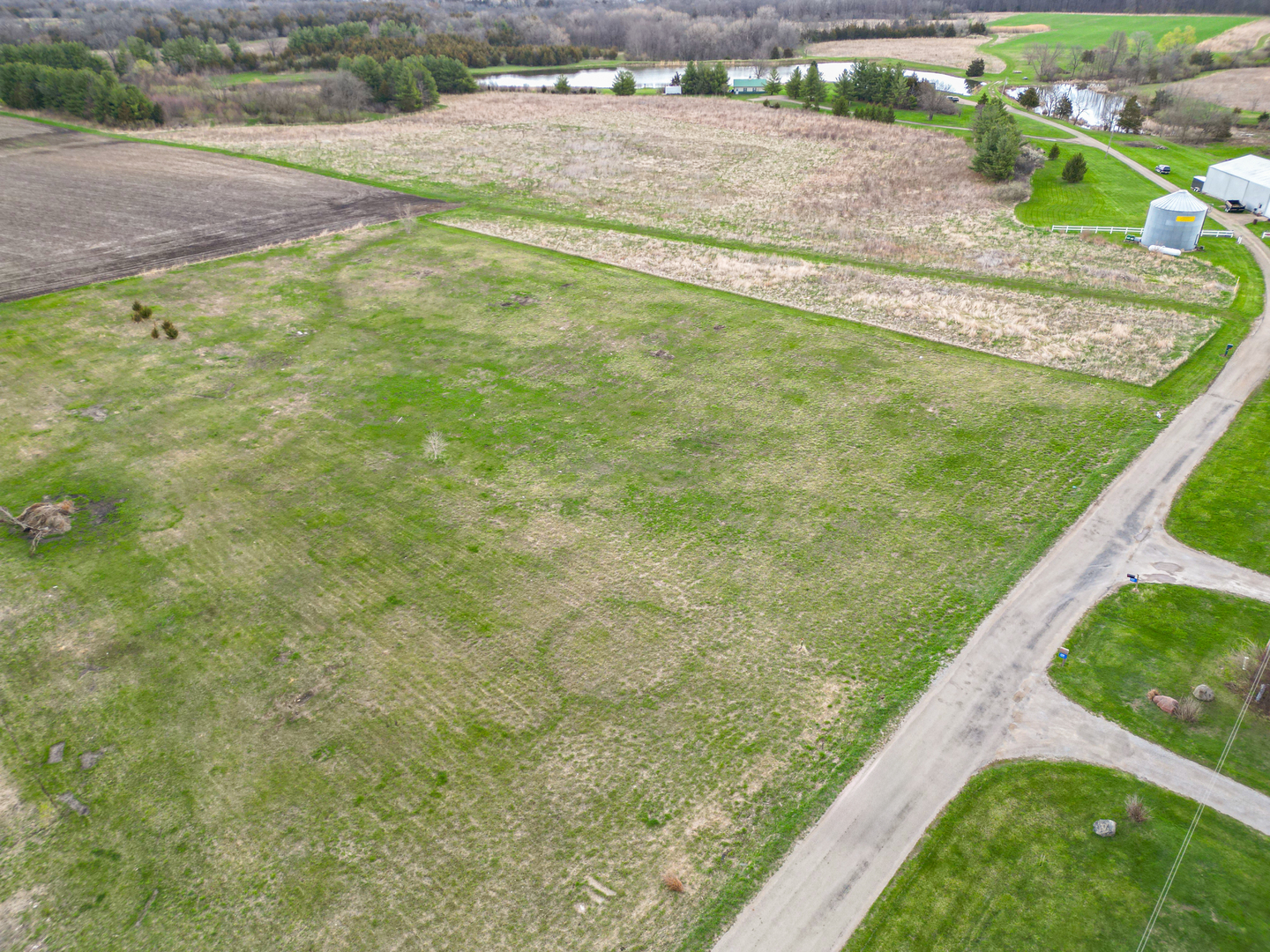 2273 N 3409th Road, Ottawa, IL 61350