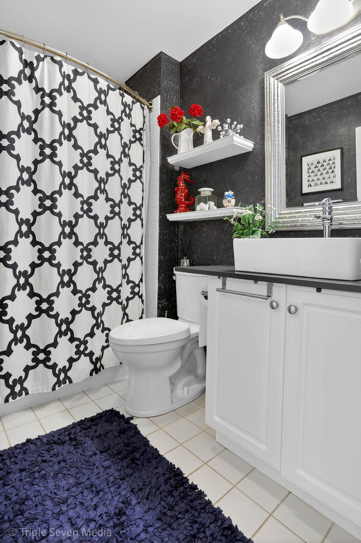 705 Timothy Court, East Dundee, IL 60118