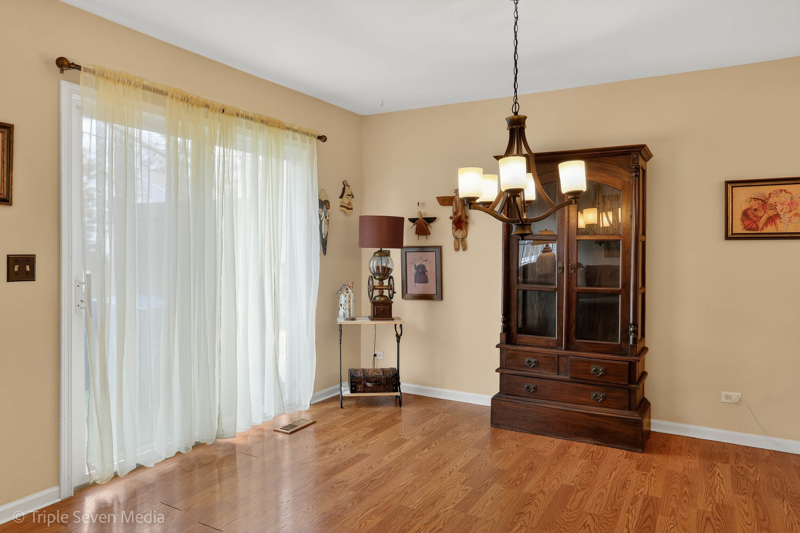 705 Timothy Court, East Dundee, IL 60118