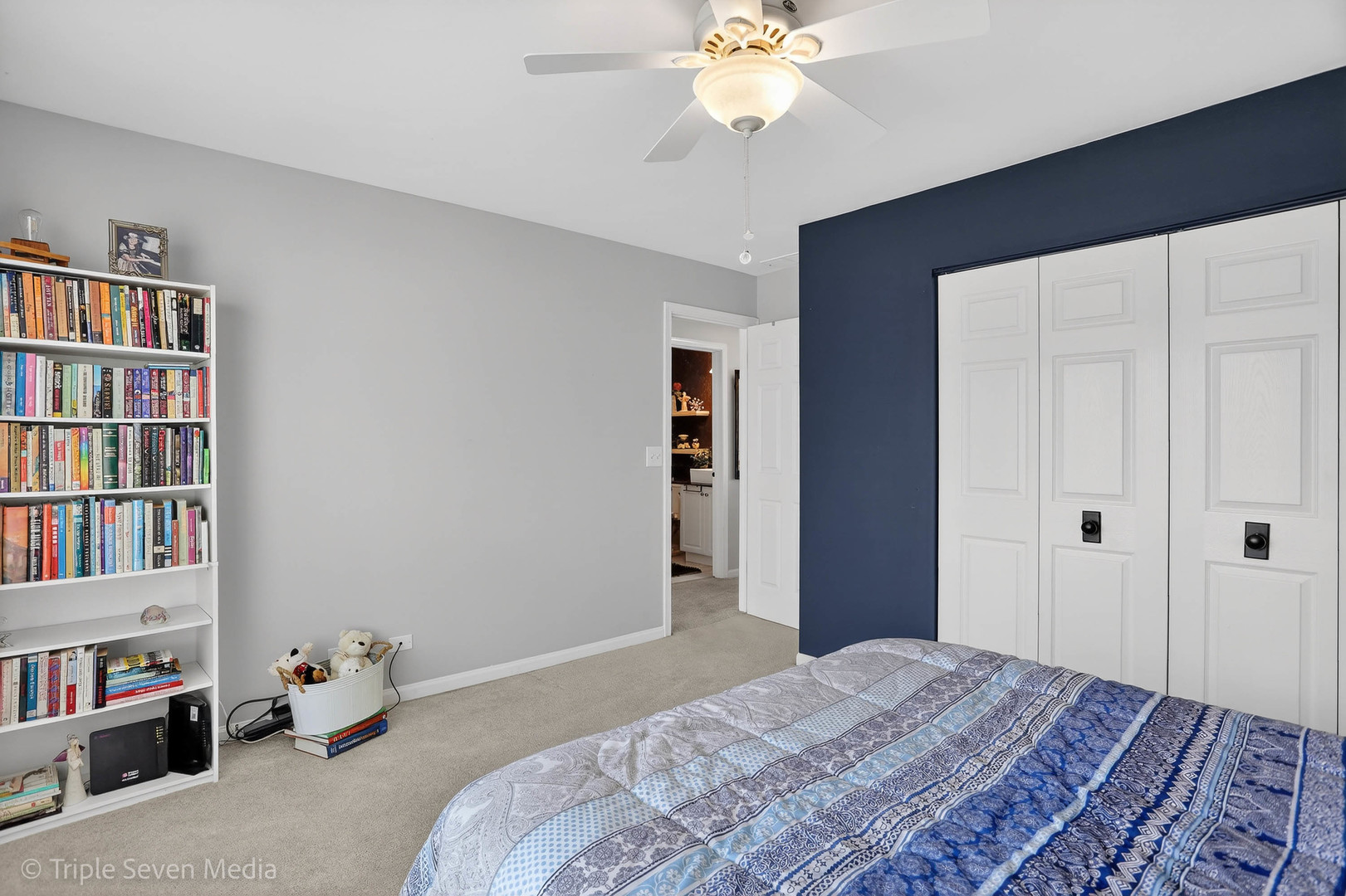 705 Timothy Court, East Dundee, IL 60118