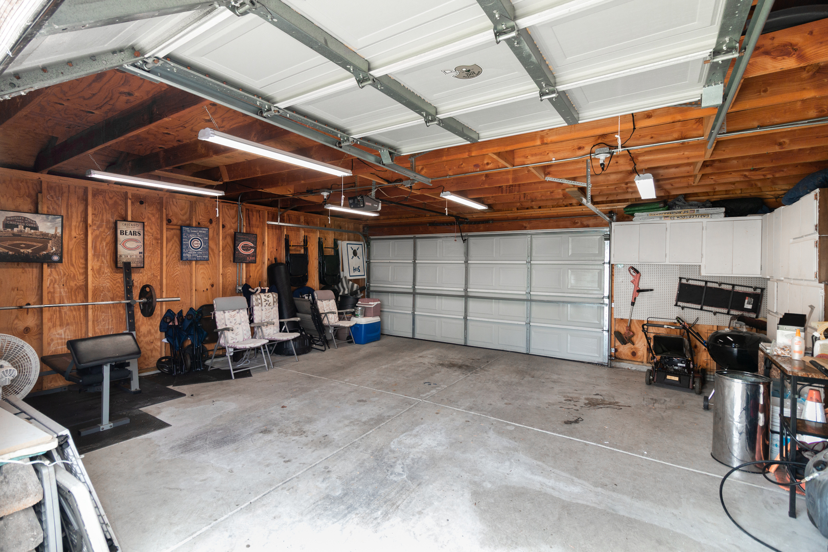 3333 N Orange Avenue, Chicago, IL 60634