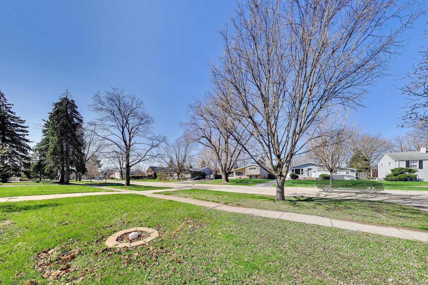 825 S Grace Street, Lombard, IL 60148