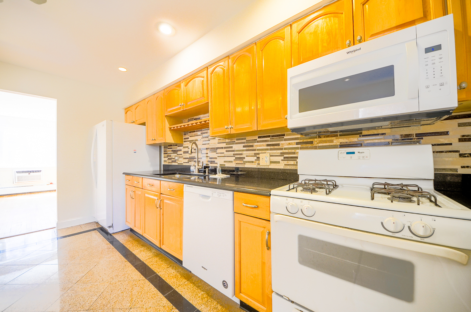 1308 Perry Street #B, Des Plaines, IL 60016