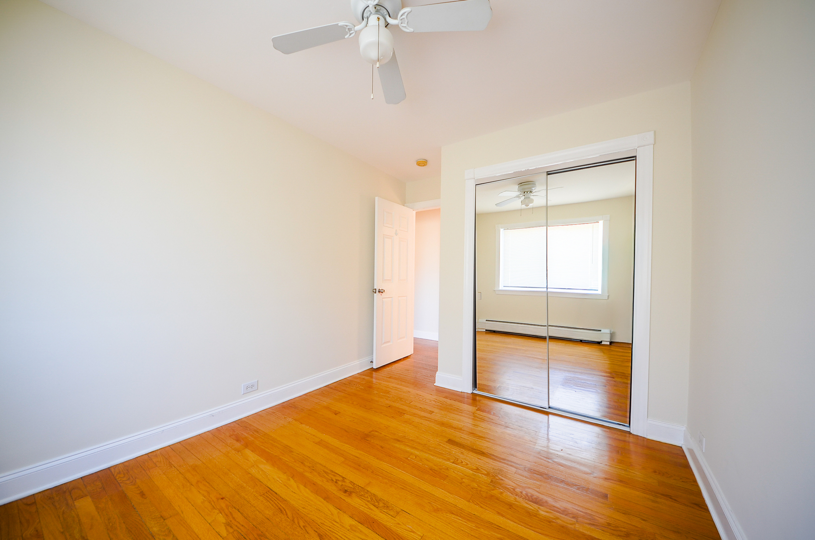 1308 Perry Street #B, Des Plaines, IL 60016