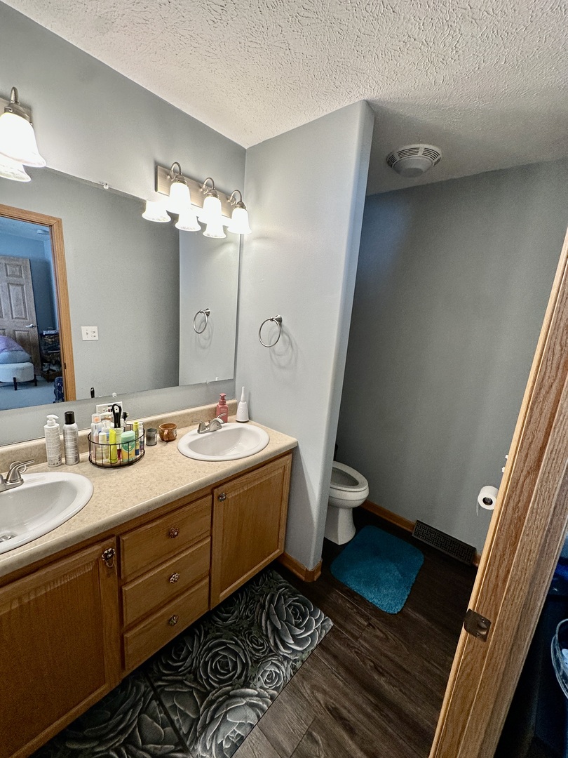 19900 128th Street #275, Bristol, WI 53104