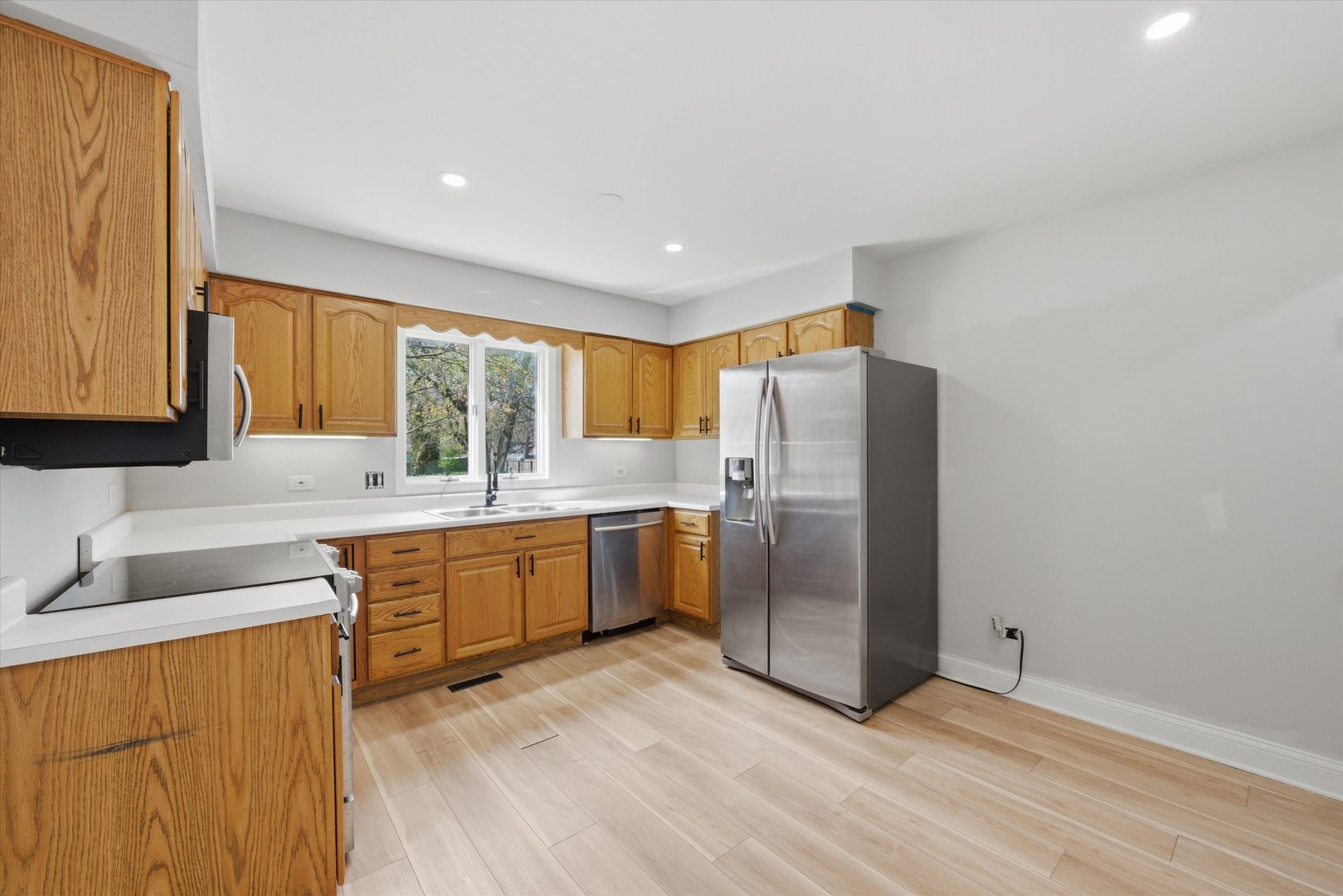 21331 Illinois Street, Matteson, IL 60443