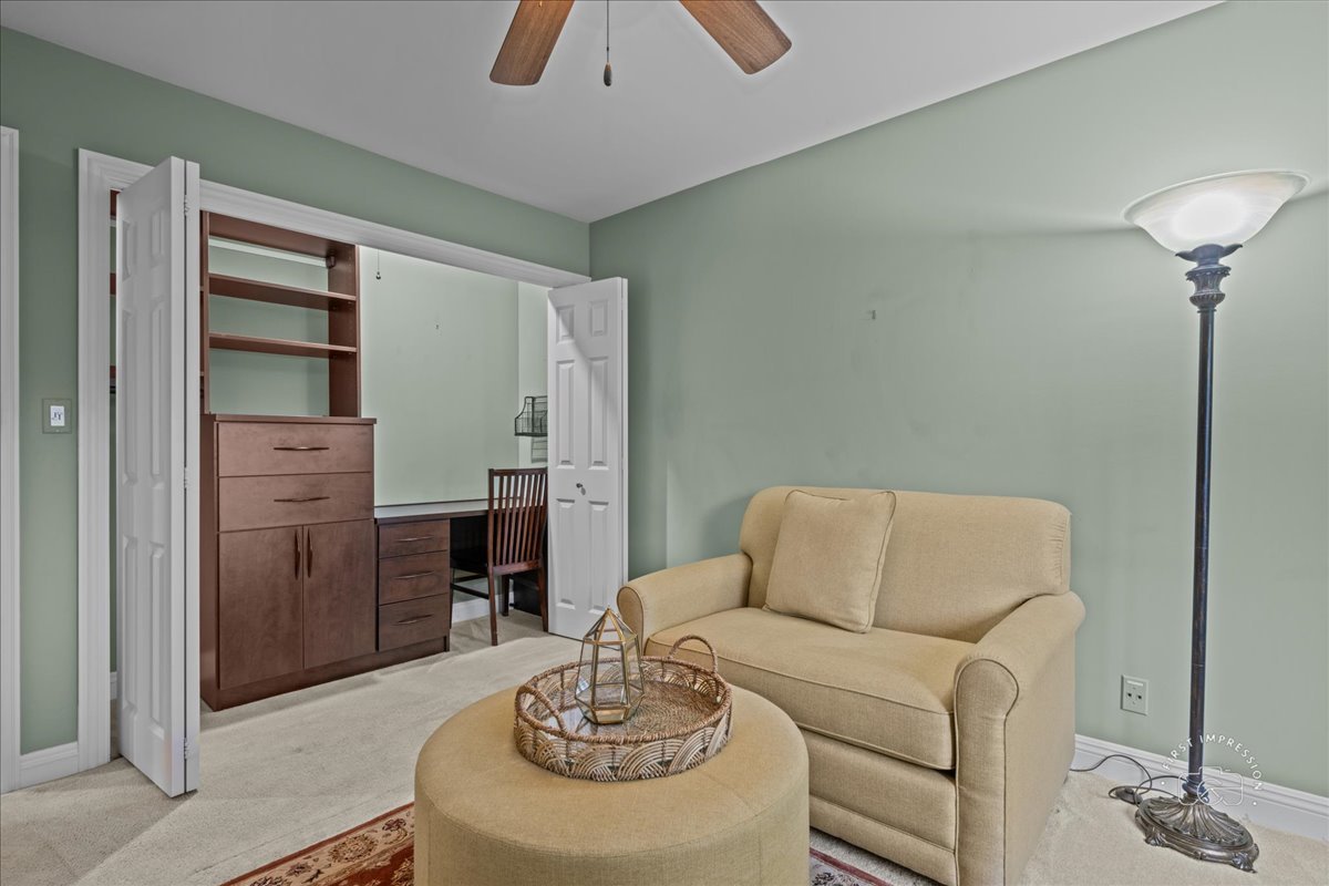 1103 N Mill Street #111, Naperville, IL 60563