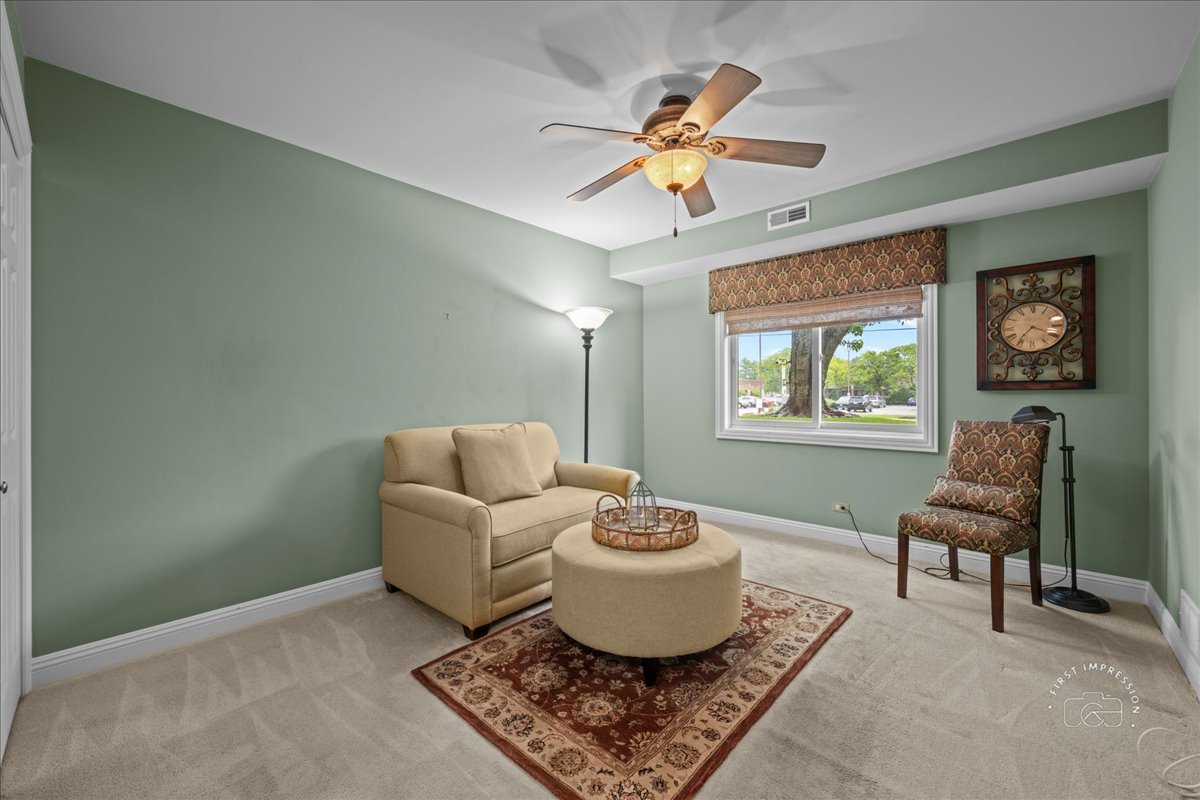 1103 N Mill Street #111, Naperville, IL 60563