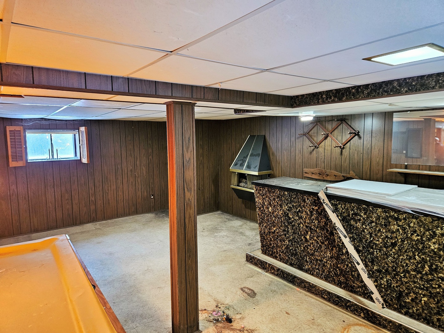 6940 N Ottawa Avenue, Chicago, IL 60631