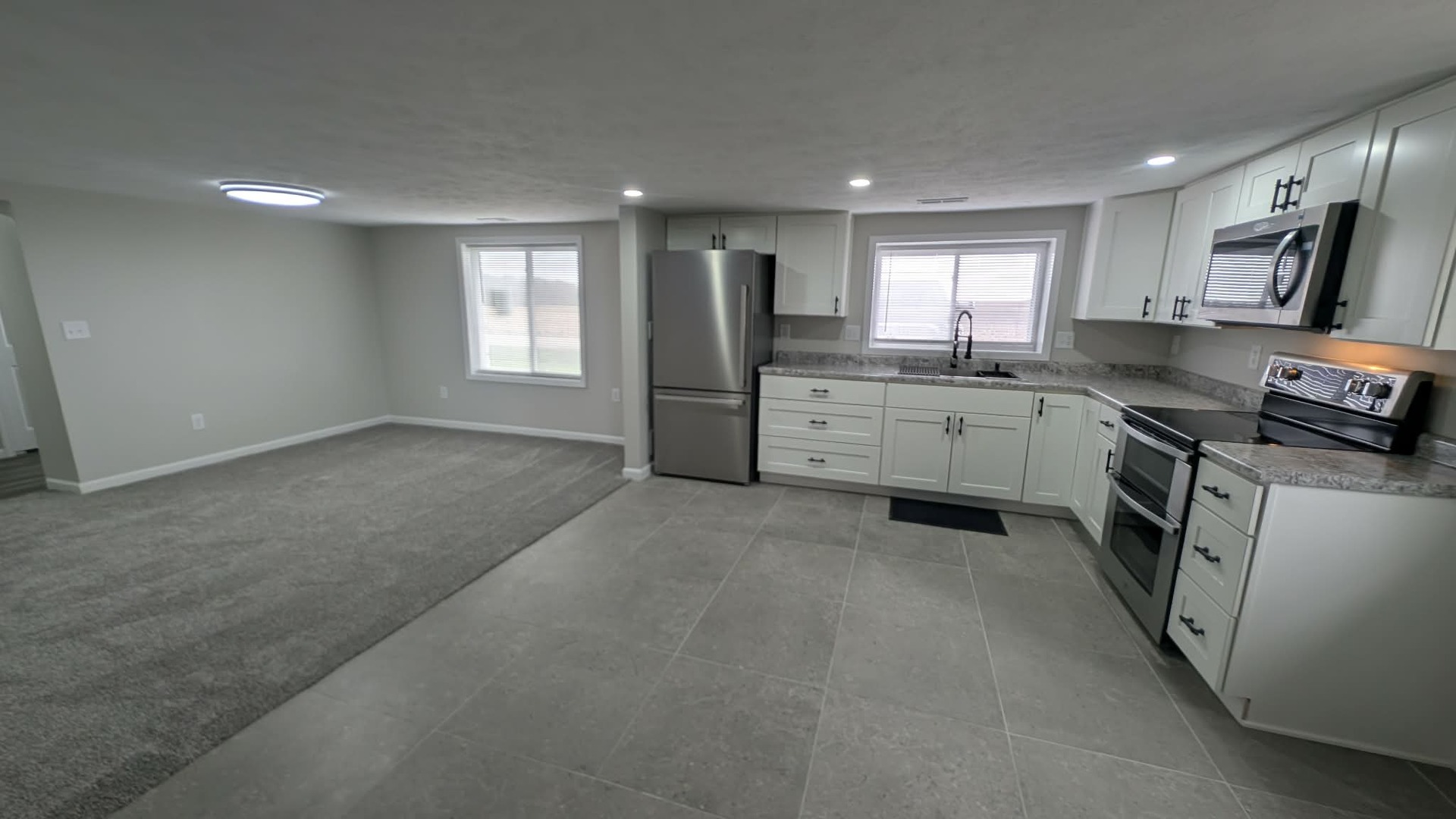 720 E Marion Street, Clinton, IL 61727