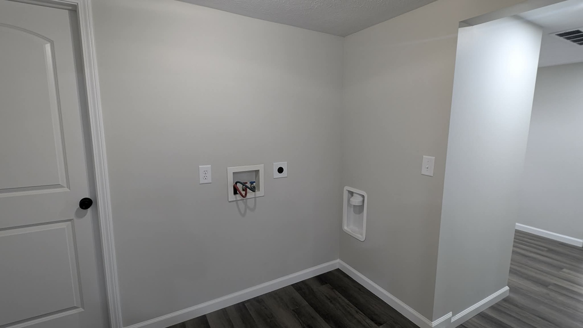 720 E Marion Street, Clinton, IL 61727