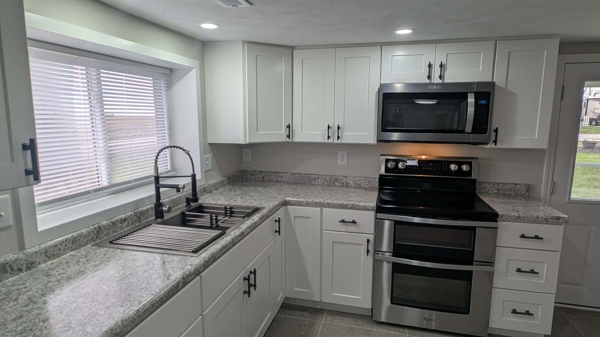 720 E Marion Street, Clinton, IL 61727