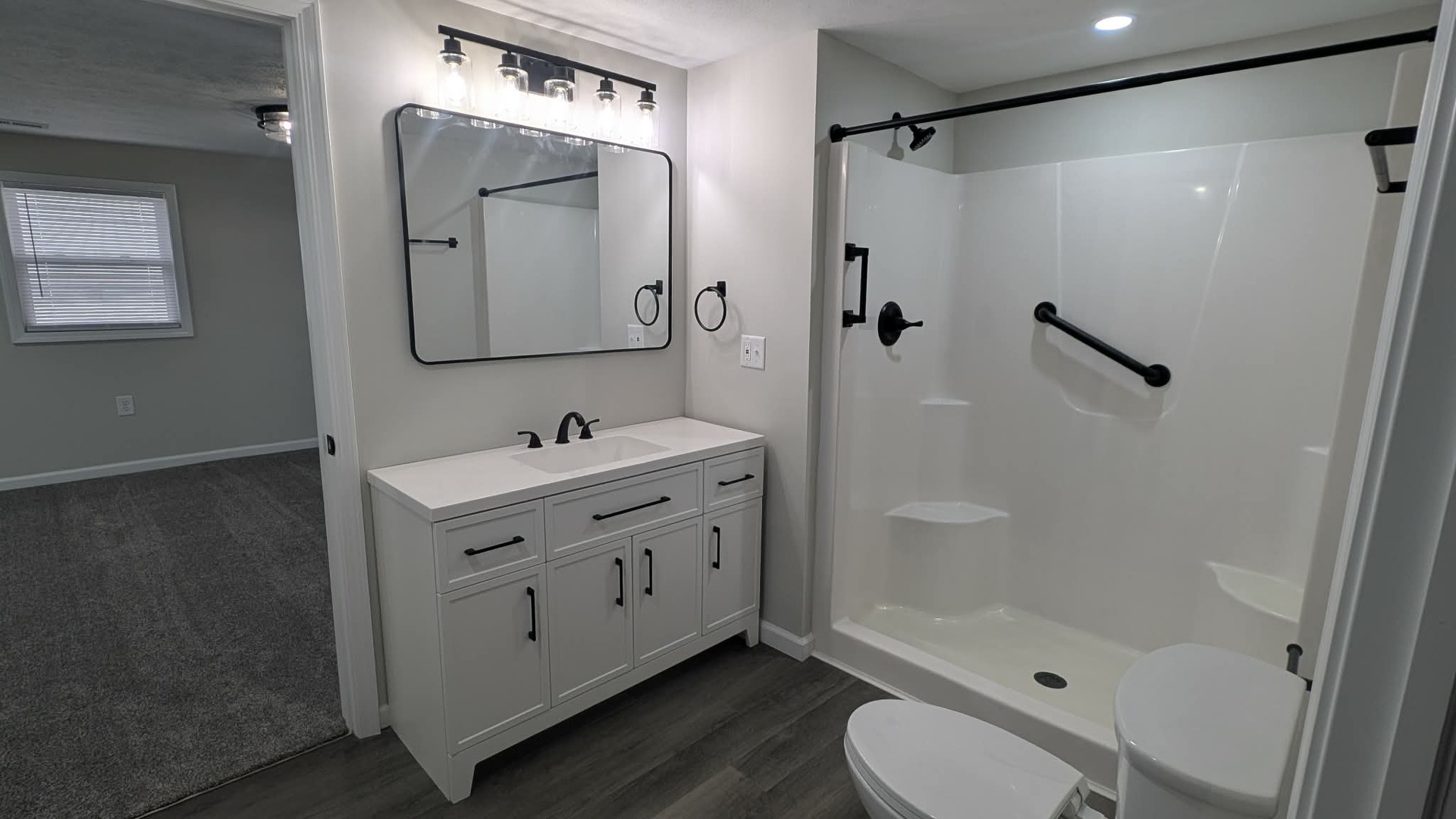 720 E Marion Street, Clinton, IL 61727