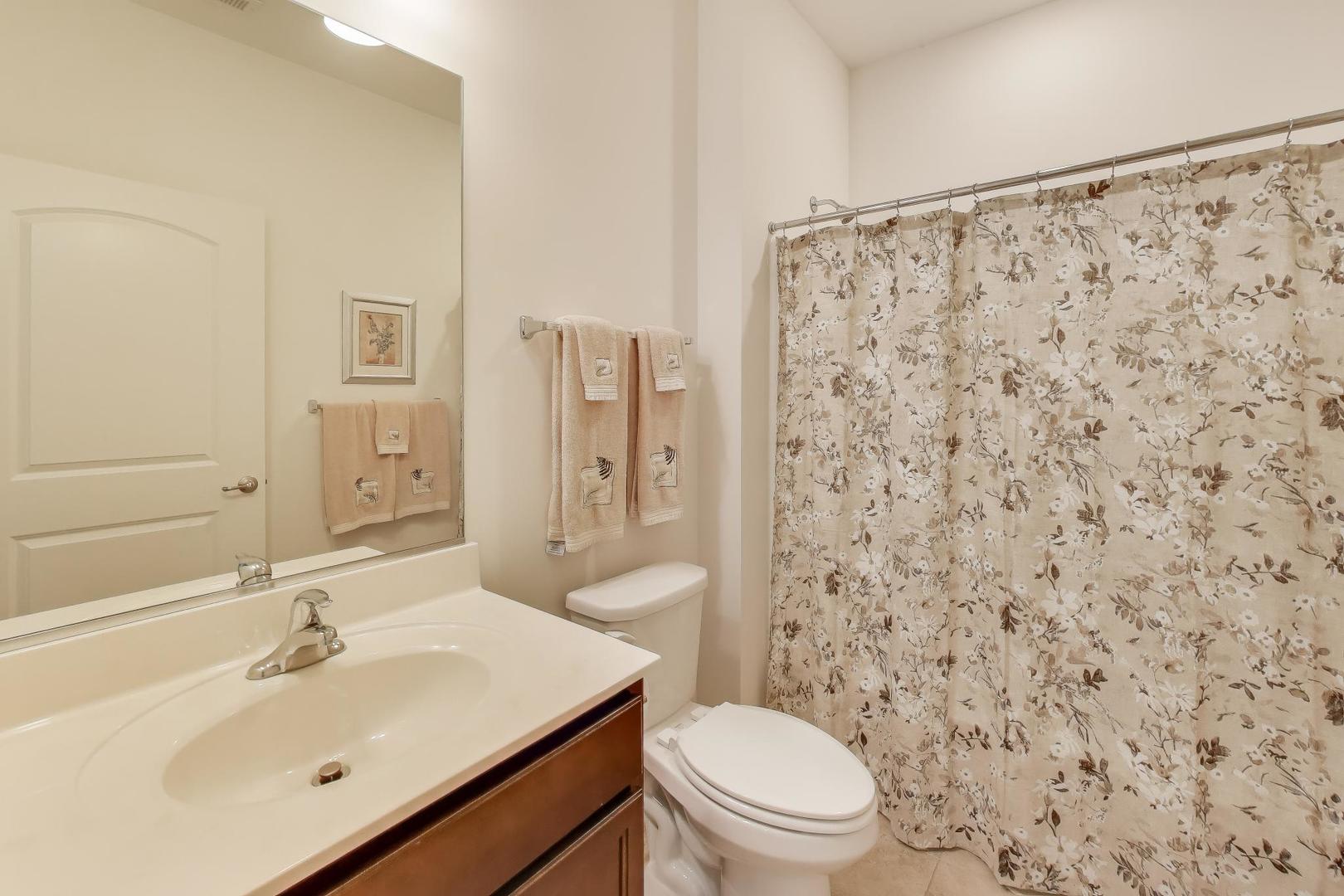 2355 Cannon Drive, Pingree Grove, IL 60140