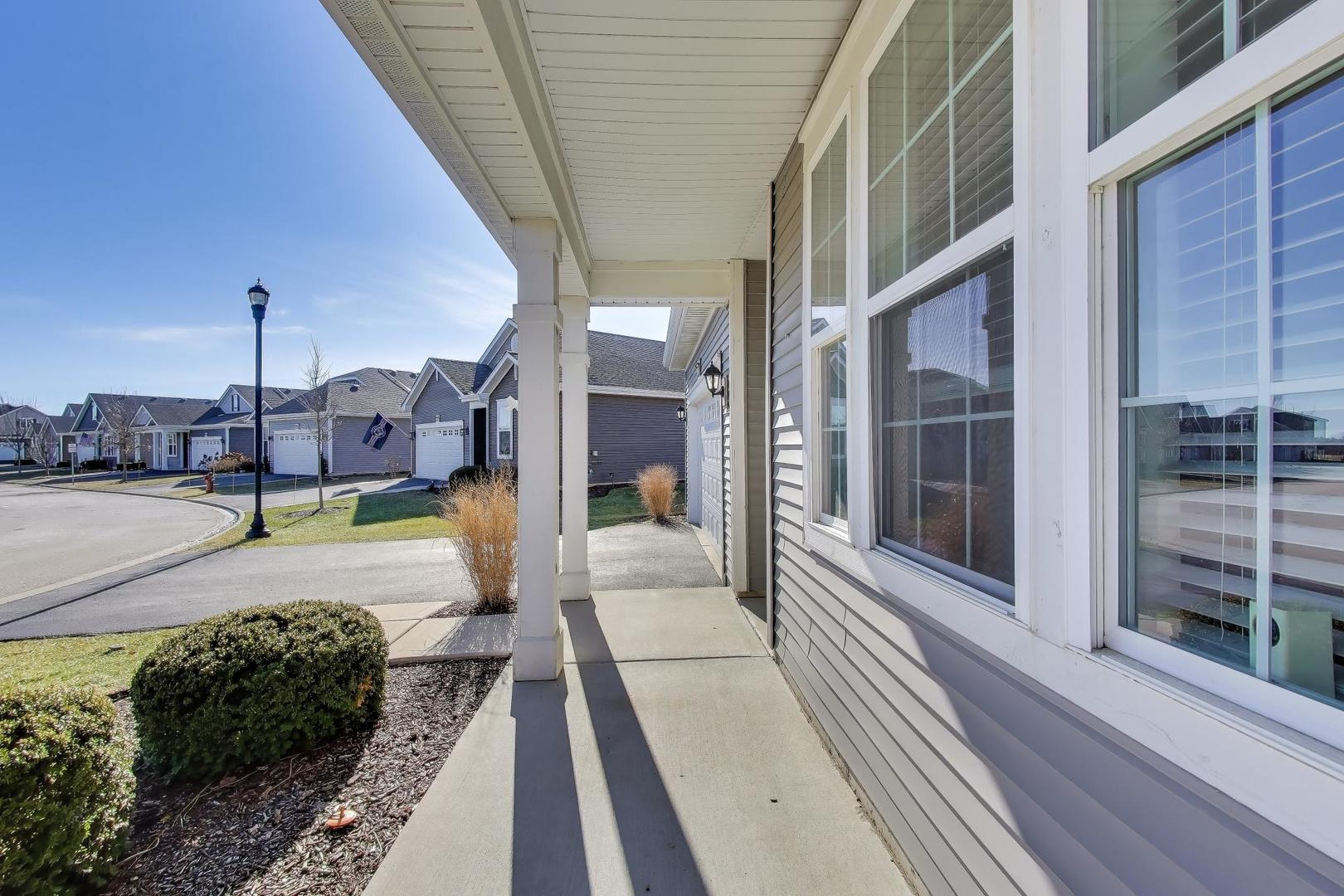 2355 Cannon Drive, Pingree Grove, IL 60140