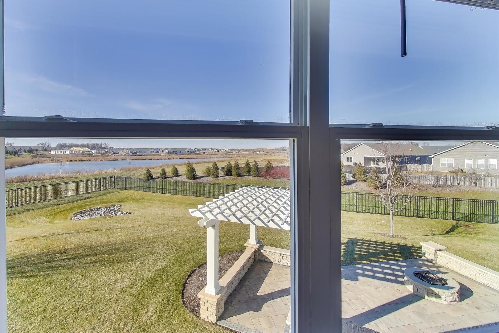 2355 Cannon Drive, Pingree Grove, IL 60140