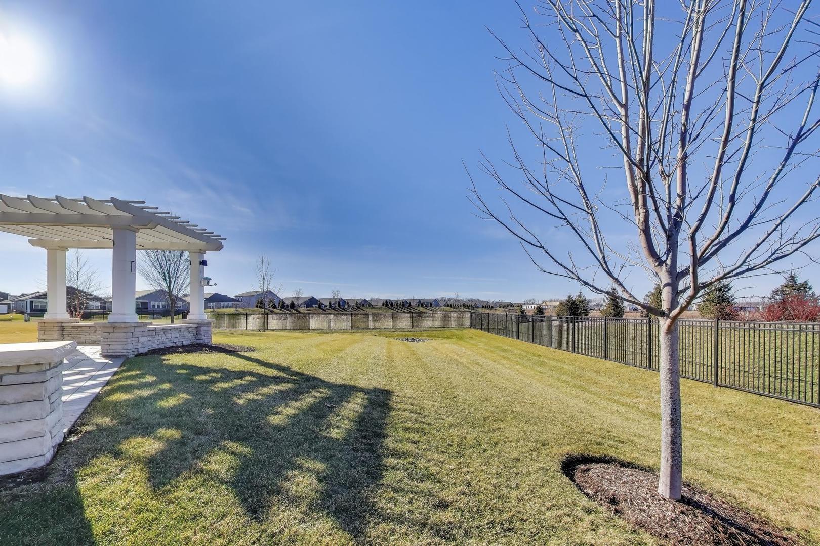 2355 Cannon Drive, Pingree Grove, IL 60140