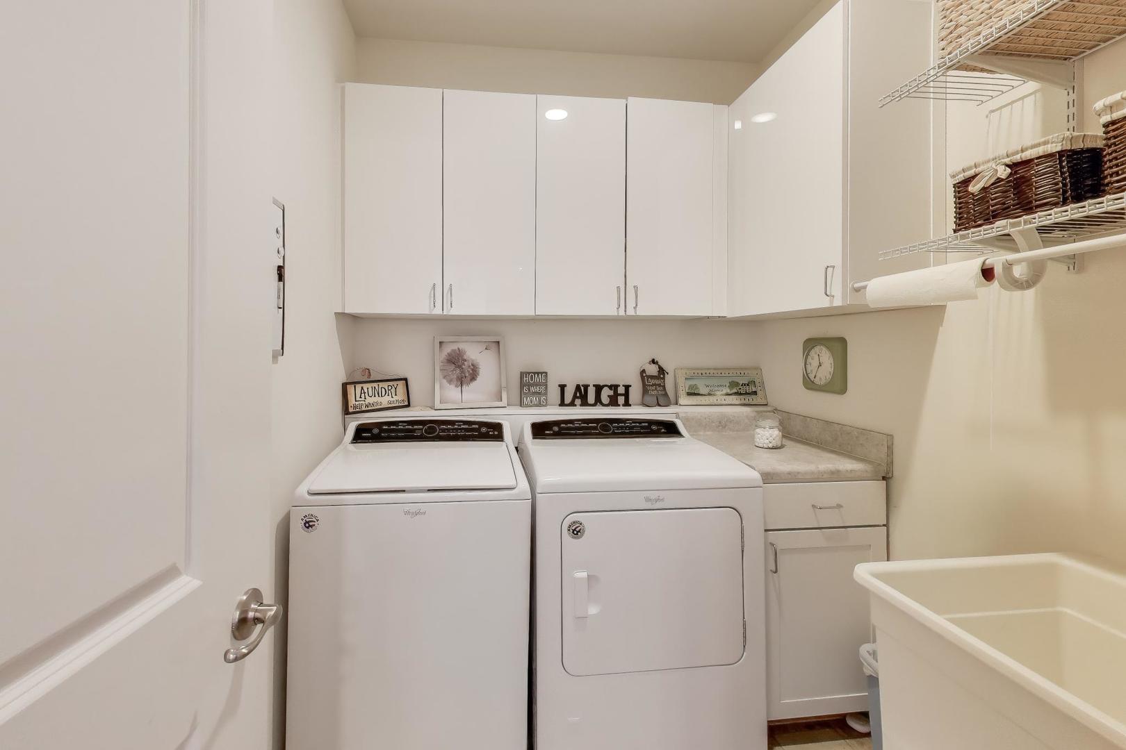 2355 Cannon Drive, Pingree Grove, IL 60140