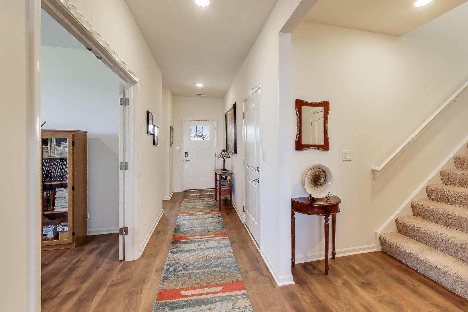 2355 Cannon Drive, Pingree Grove, IL 60140