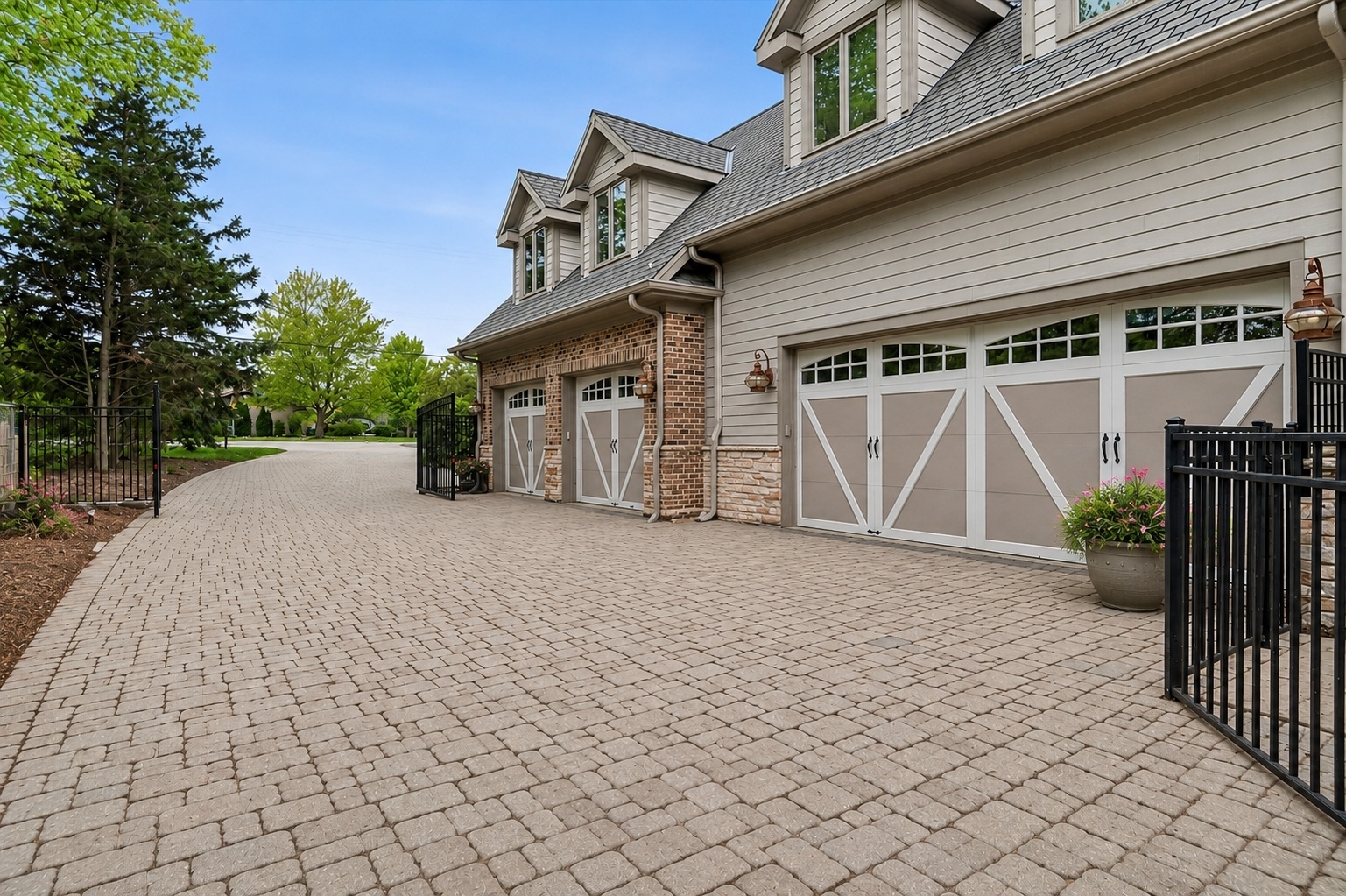 805 N Arlington Heights Road, Itasca, IL 60143