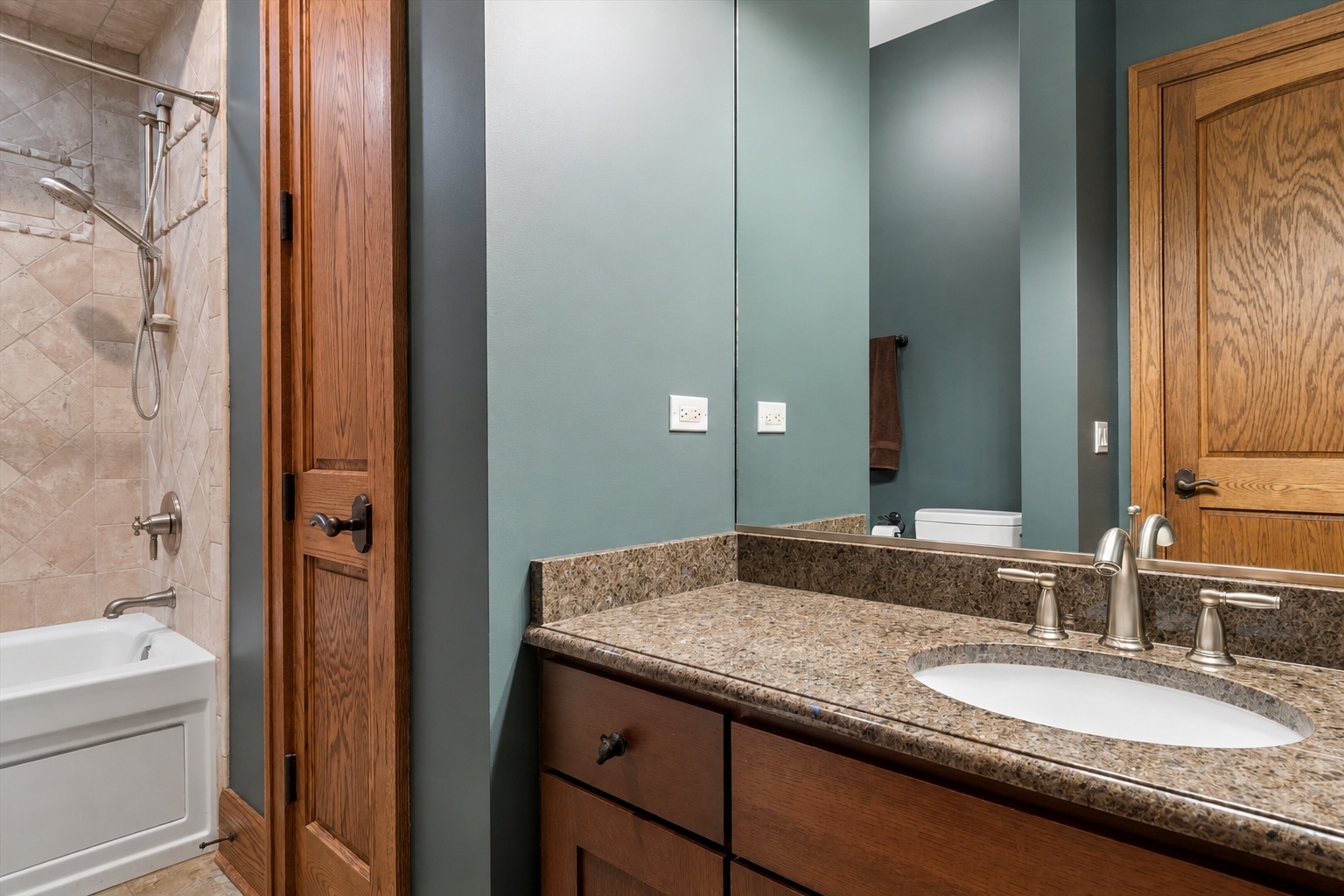 805 N Arlington Heights Road, Itasca, IL 60143