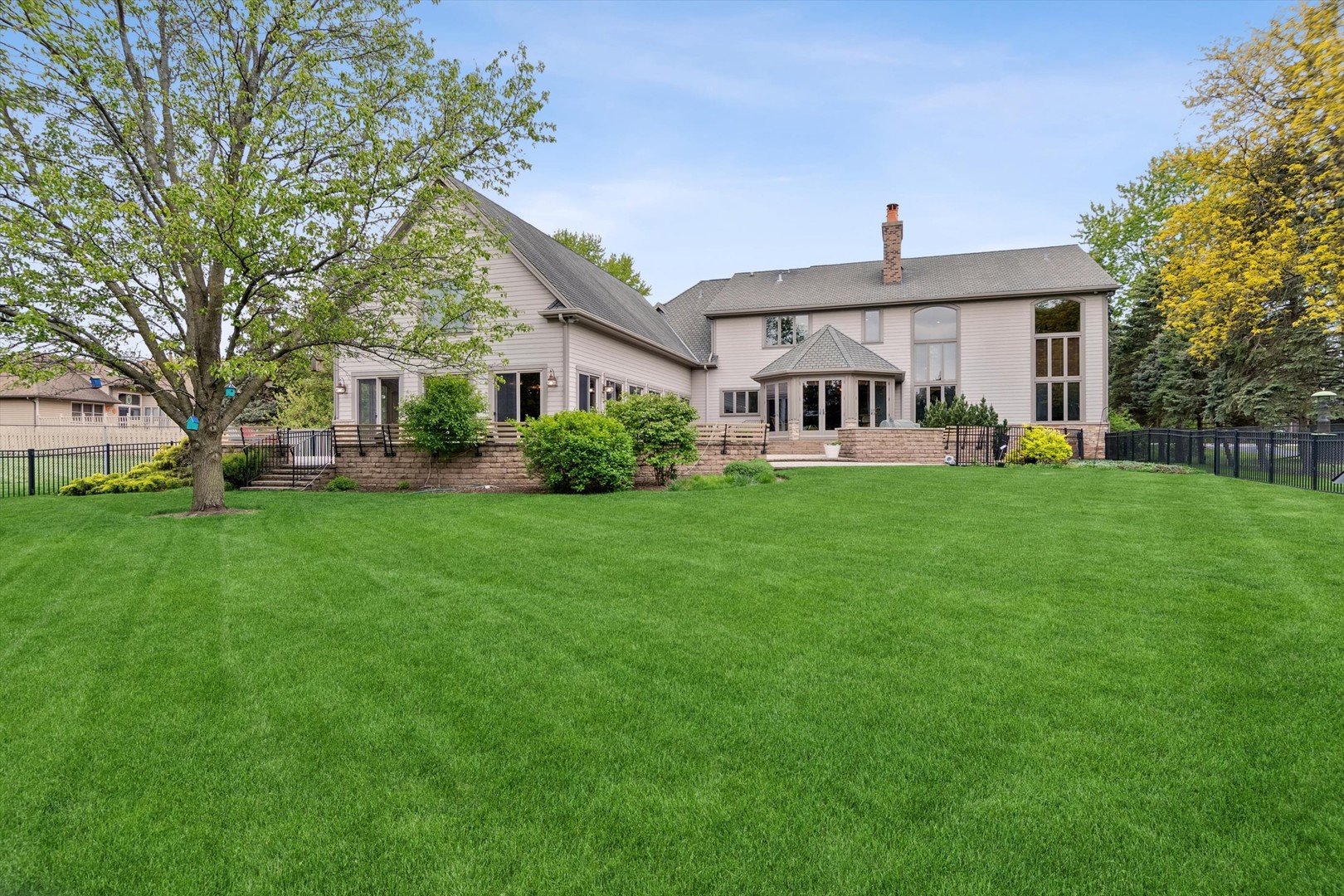 805 N Arlington Heights Road, Itasca, IL 60143