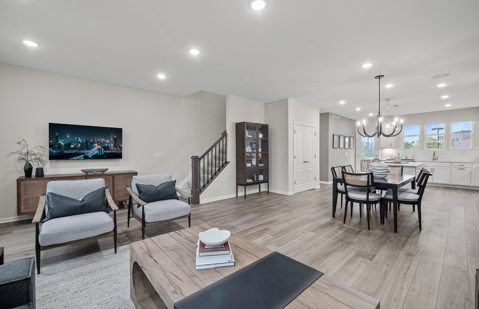 213 Mountain Interval Road #07331, Schaumburg, IL 60193