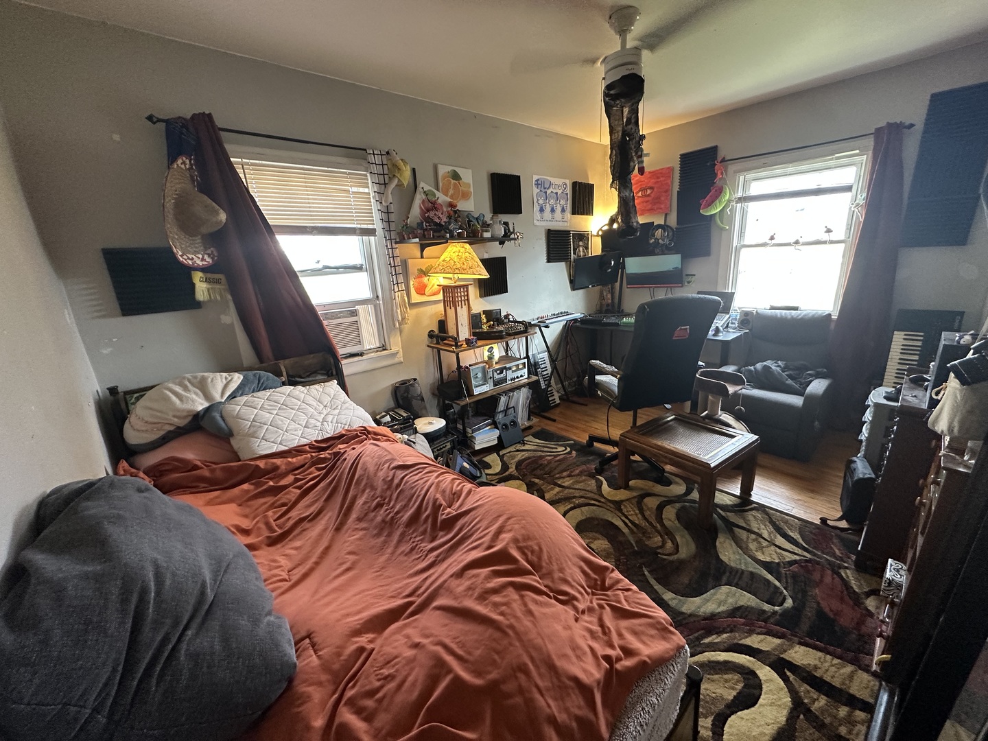 115 E Division Street, Villa Park, IL 60181