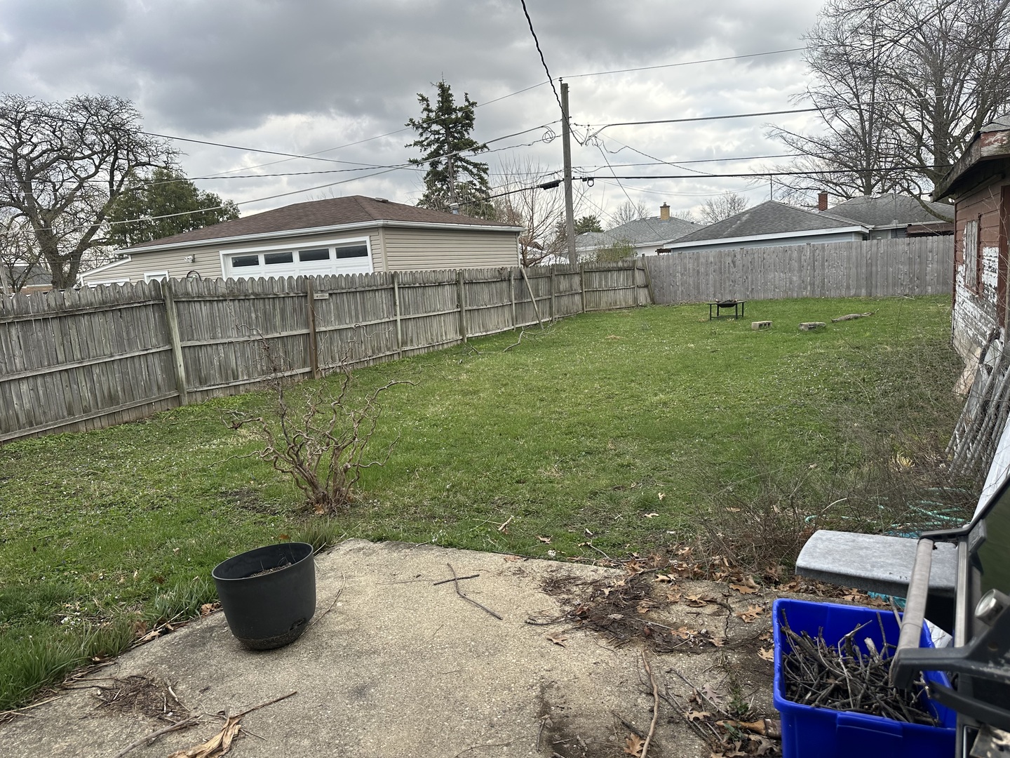 115 E Division Street, Villa Park, IL 60181