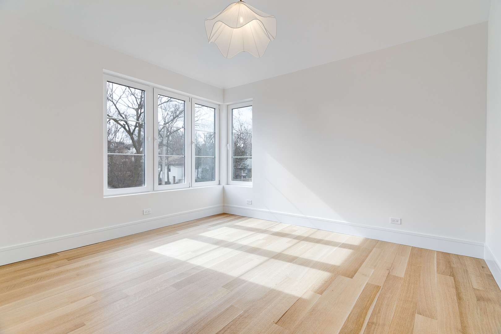 531 Kensington Court, Hinsdale, IL 60521