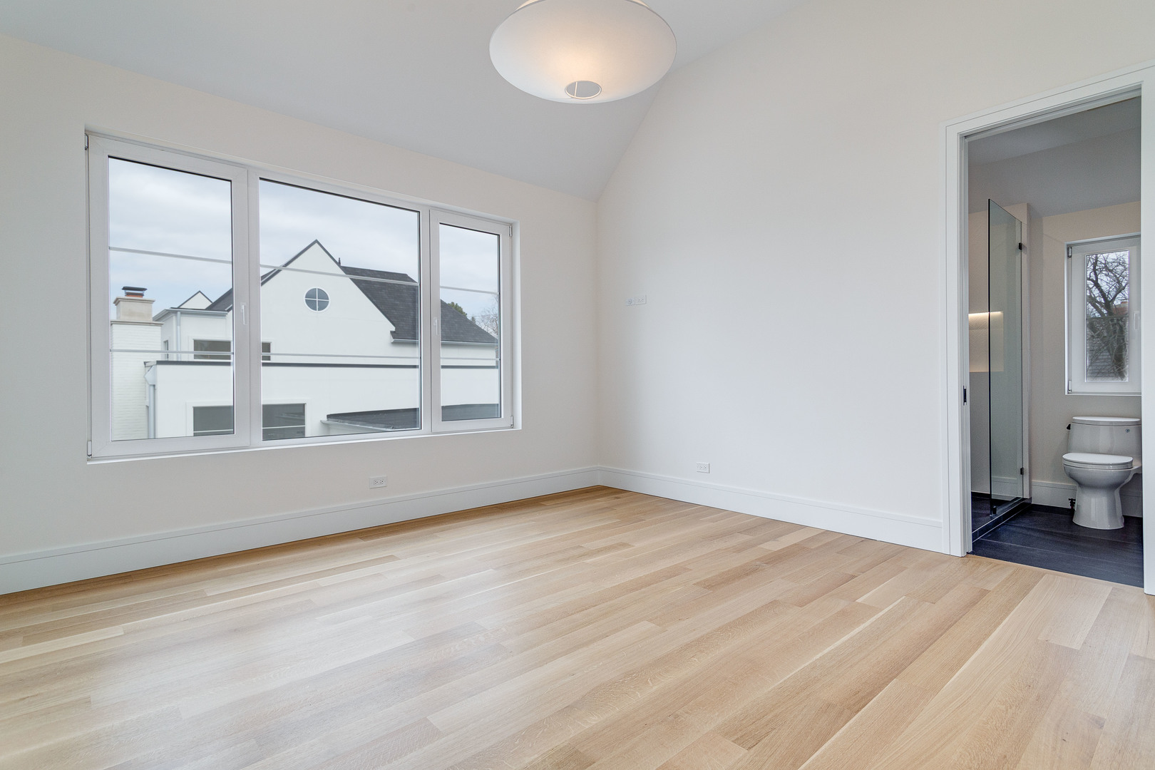 531 Kensington Court, Hinsdale, IL 60521