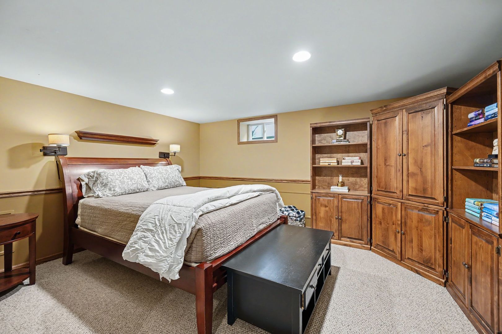 754 N Kenilworth Avenue, Glen Ellyn, IL 60137