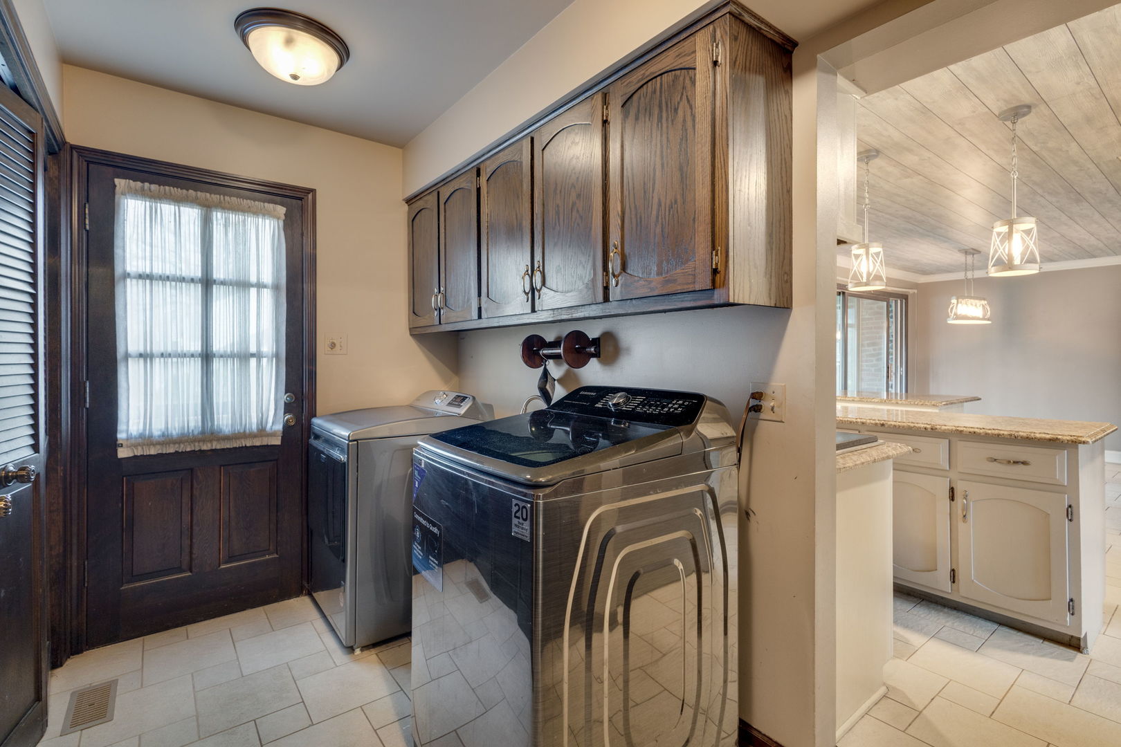 931 Shetland Drive, Frankfort, IL 60423