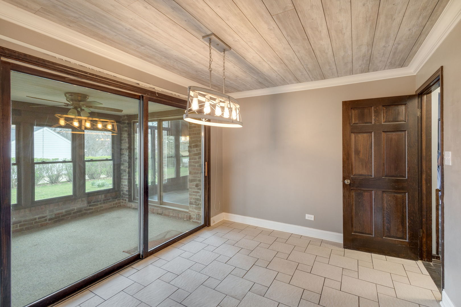 931 Shetland Drive, Frankfort, IL 60423