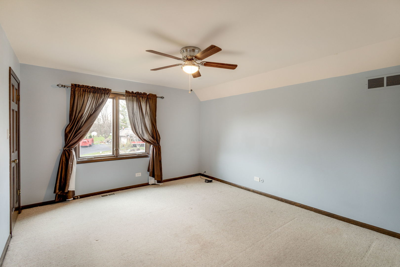 931 Shetland Drive, Frankfort, IL 60423