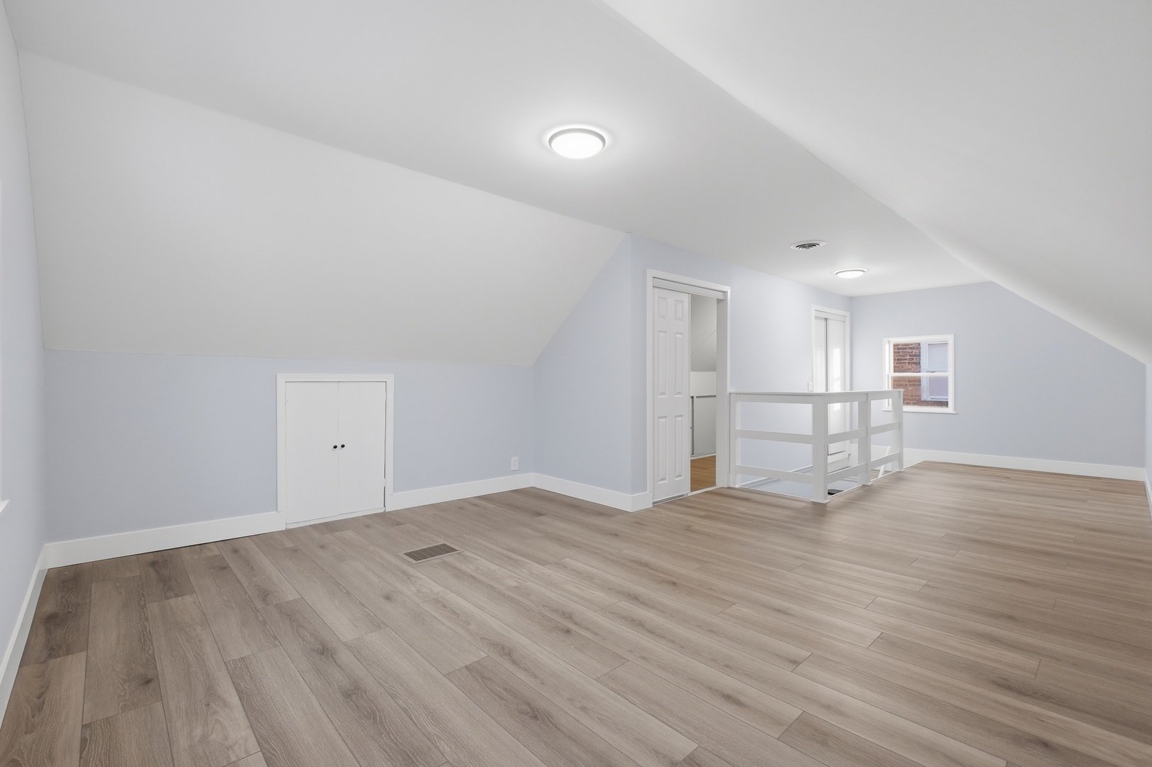 18037 Ridgewood Avenue, Lansing, IL 60438