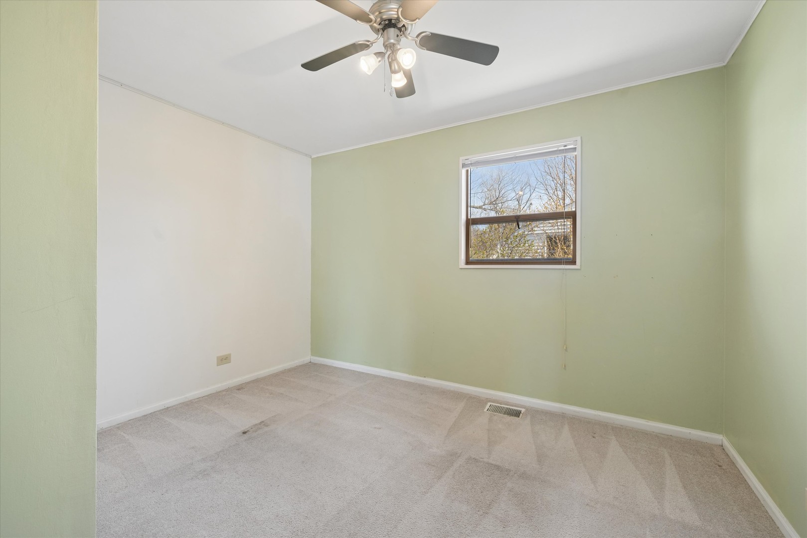 2904 Stork Court, Rolling Meadows, IL 60008