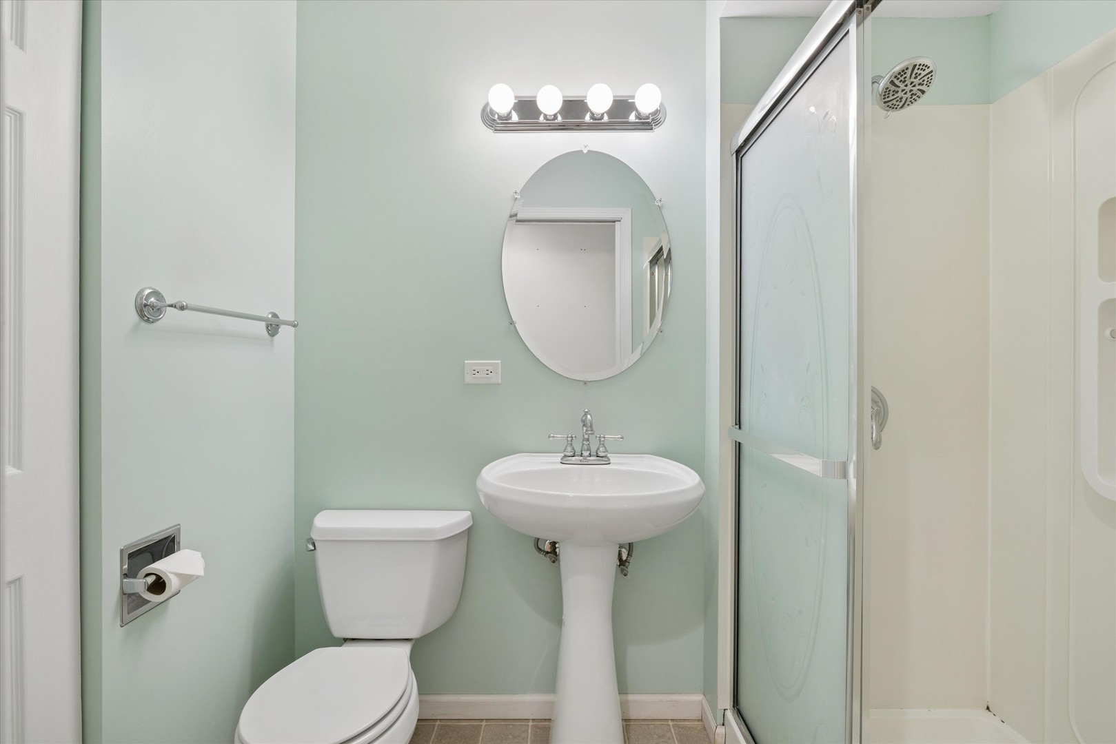 2904 Stork Court, Rolling Meadows, IL 60008