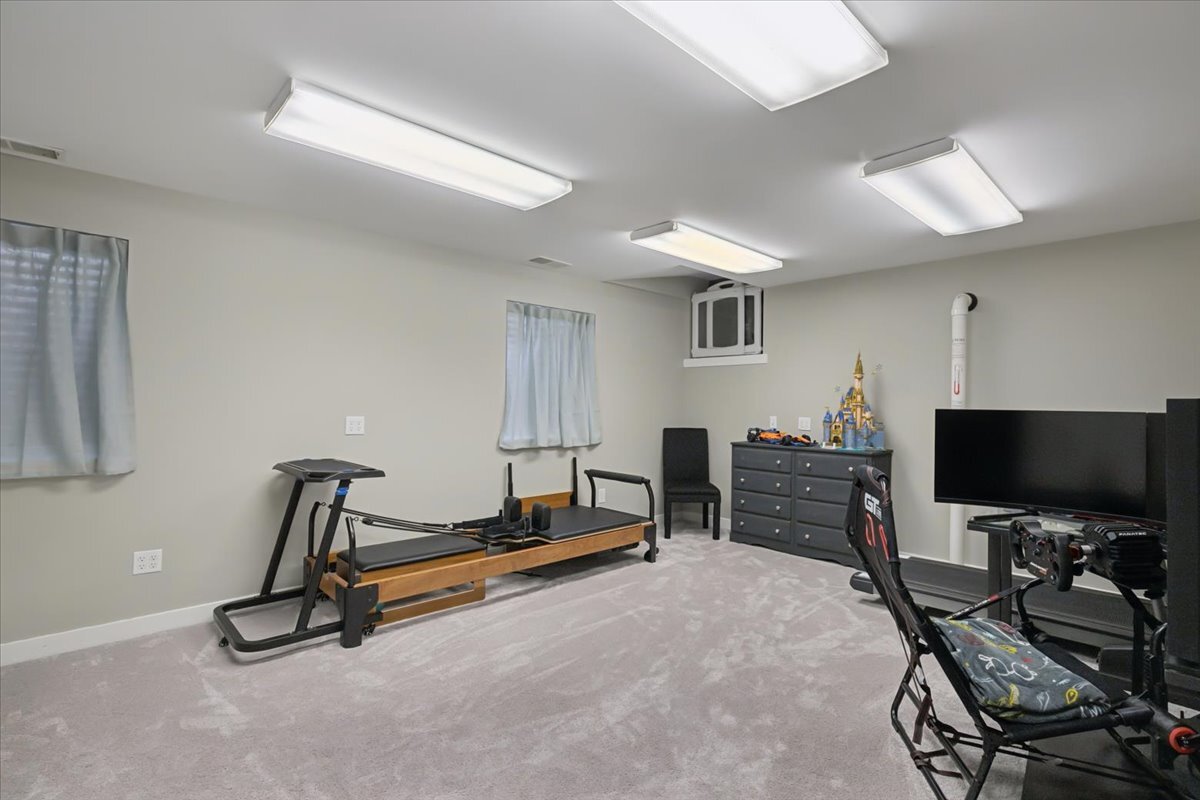 1571 Amos Bennett Street, Grayslake, IL 60030