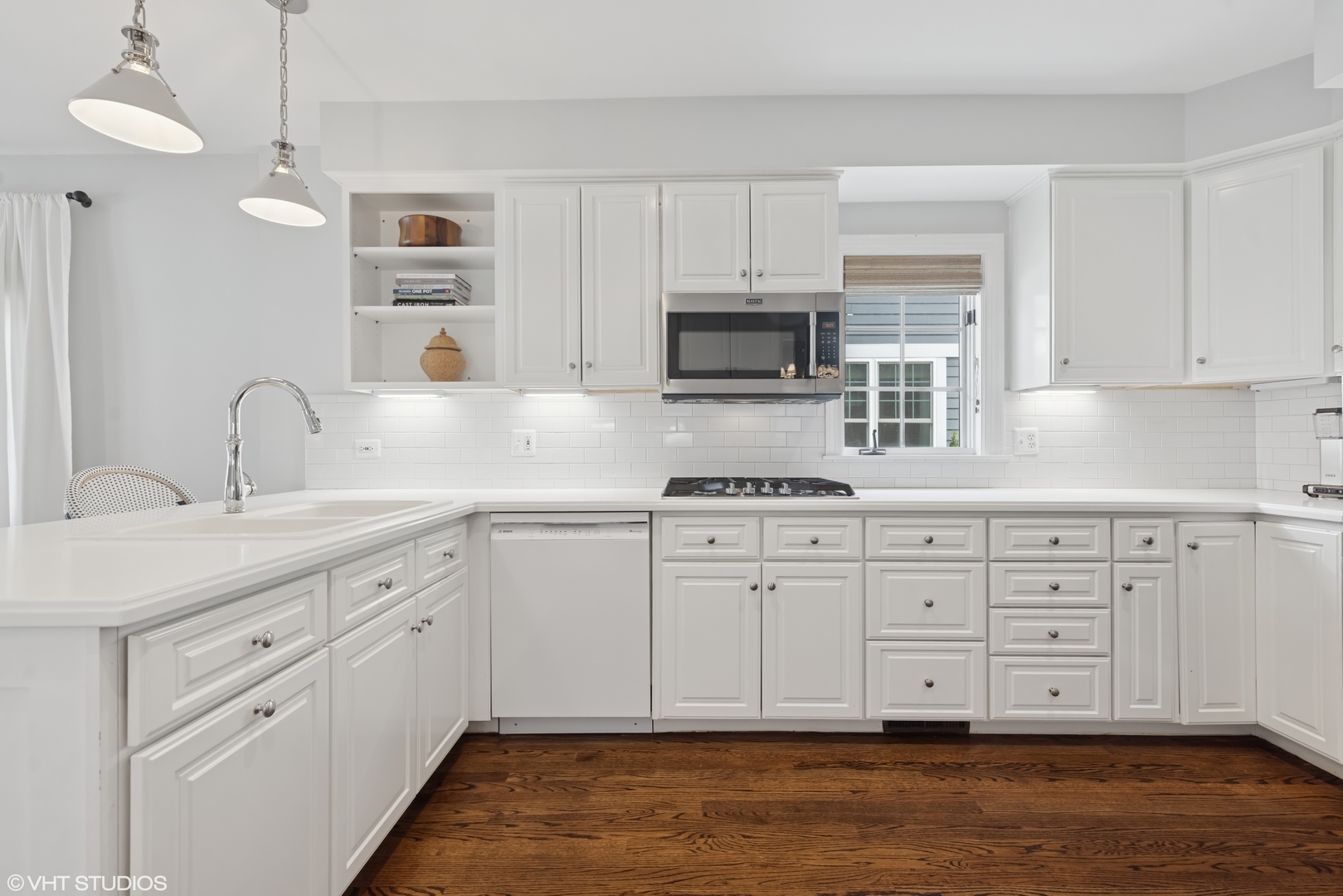 324 S Poplar Avenue, Elmhurst, IL 60126