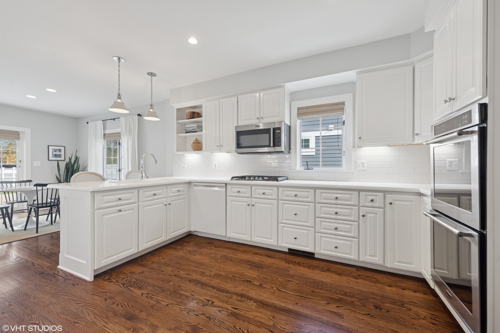 324 S Poplar Avenue, Elmhurst, IL 60126