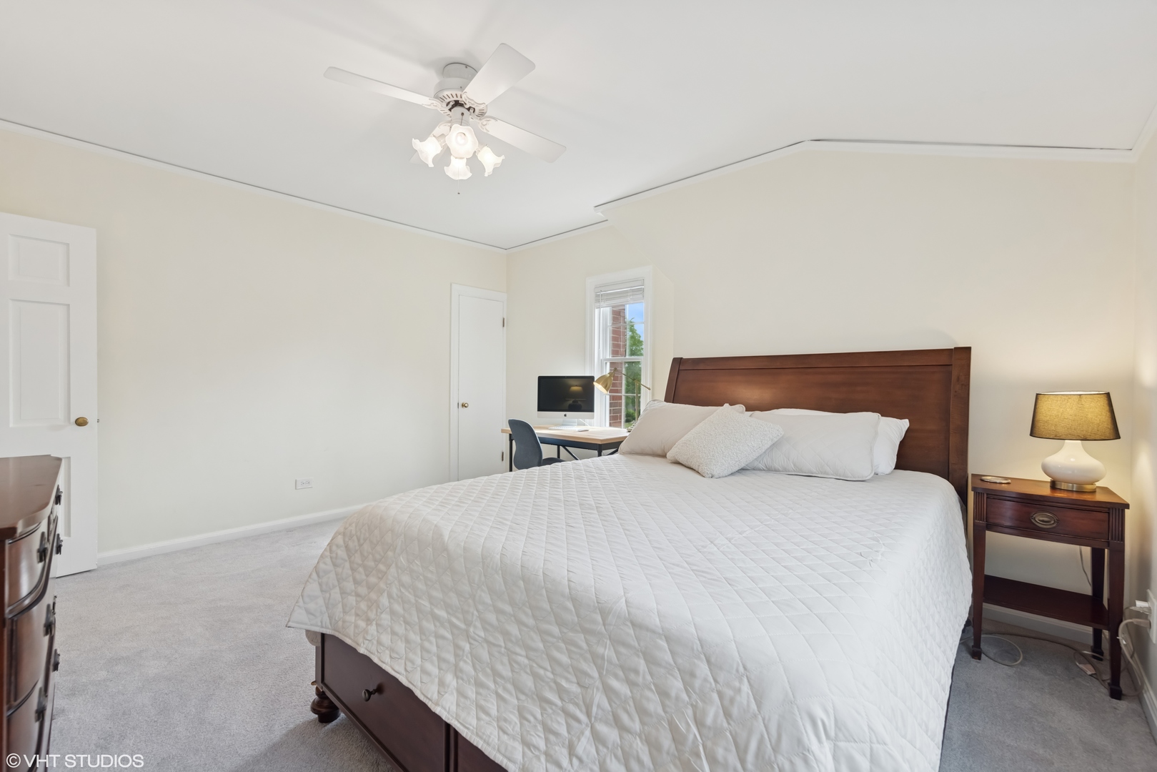 324 S Poplar Avenue, Elmhurst, IL 60126